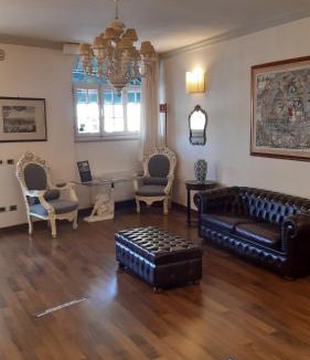 Lucca Historical Center Hotel | Albergo Moderno