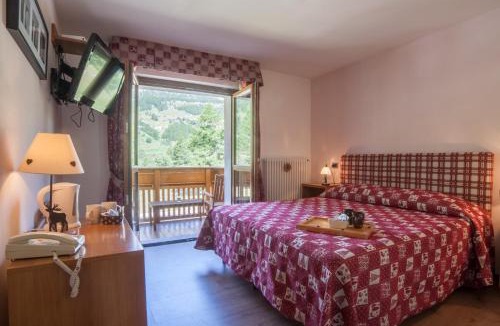 Antagnod Hotel | Albergo Punta Zerbion