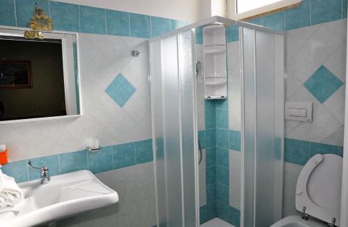 Canistro Inferiore Hotel | Albergo Rio