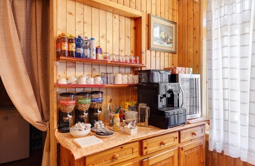 Lorenzago di Cadore Apartment | Albergo Trieste – Room '12' with Wi-Fi