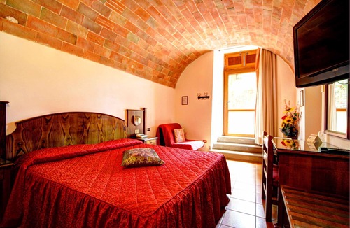 Volterra Hotel | Albergo Villa Rioddi