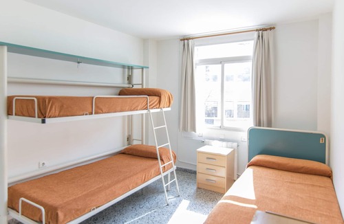 Distrito Ronda Hostel | Albergue Inturjoven Granada - Hostel