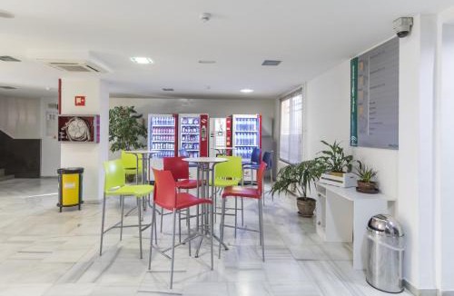 Distrito Ronda Hostel | Albergue Inturjoven Granada