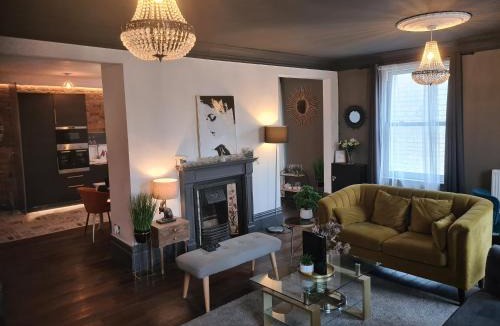 Colne Apartment | Albert Rd Aparthotel