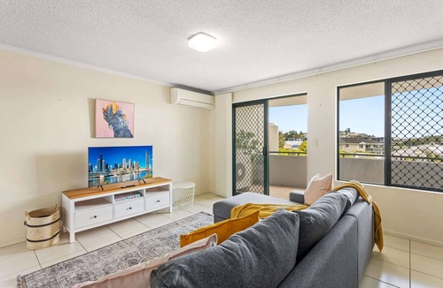 Albion Apartment | Albion Convenient Hideaway with Parking & Balcony