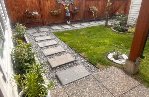 Maple Ridge House | Albion Stay