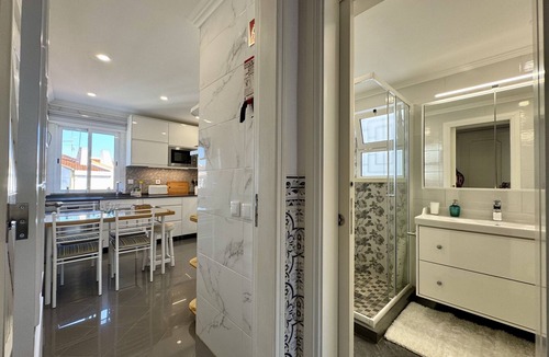 Correeira Apartment | Albufeira Stylish 5 by Homing