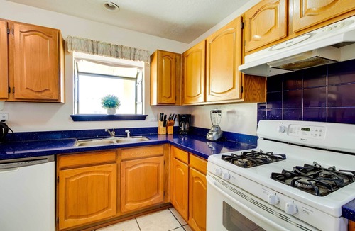 Paradise Hills Civic House | Albuquerque Home w/Spacious Yard & Fire Pit!