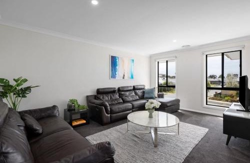 Thurgoona House | Albury Oasis