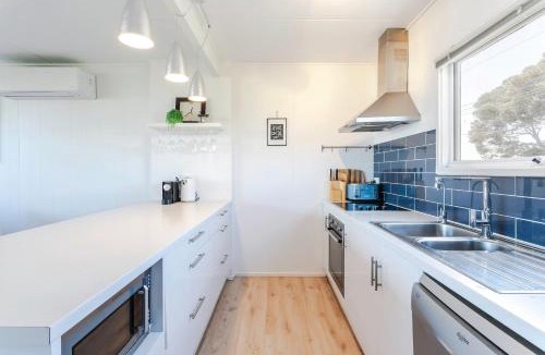 Aldinga Beach House | Aldinga Beach Breakaway - C21 SouthCoast Holidays