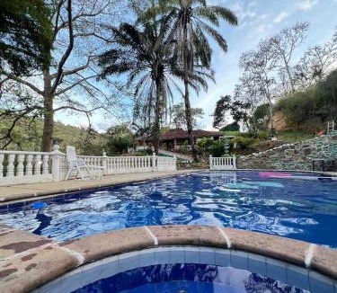 Curiti Hotel | Alegría Lodge