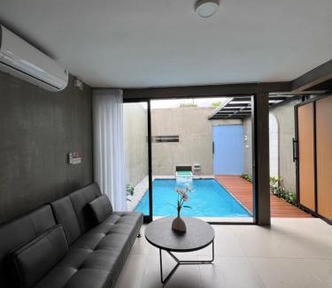 Malang Villa | Alena Villa Private Pool