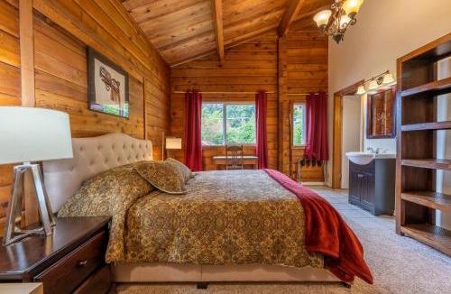 Alert Bay Bed & Breakfast | Alert Bay Lodge