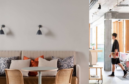 Perth Hotel | Alex Hotel