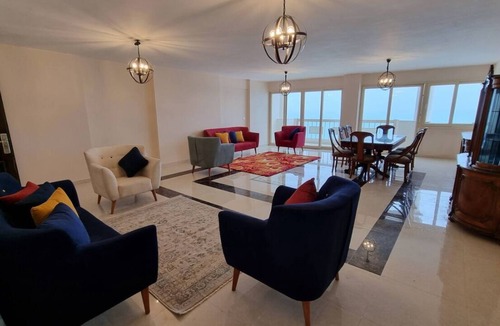 Bab Sharqi Apartment | Alex sea view (families only)