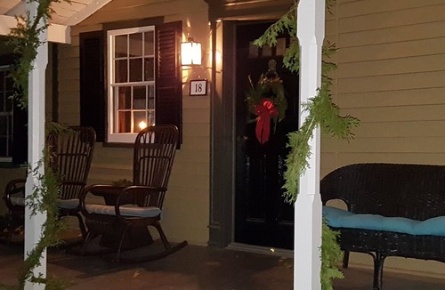 Old Town Historic District House | Alexander Mckee House - Best location in Old Town, Niagara-On-The-Lake!