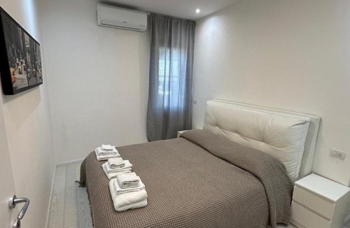 Vimodrone Apartment | Alexandra Apartment