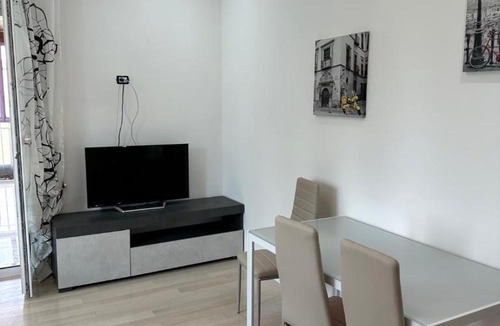 Vimodrone Apartment | Alexandra Apartment