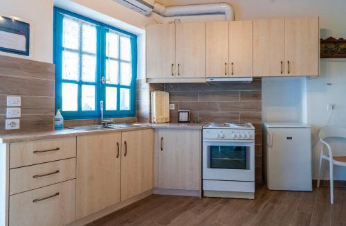 Psathi House | Alexandra House
