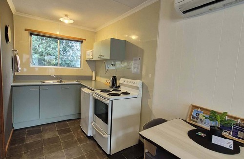 Alexandra Hotel | Alexandra Motor Lodge