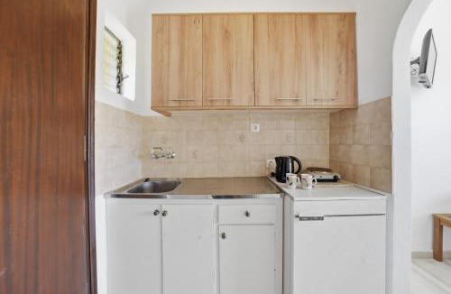 Melikia Apartment | Alexandra Studio 10