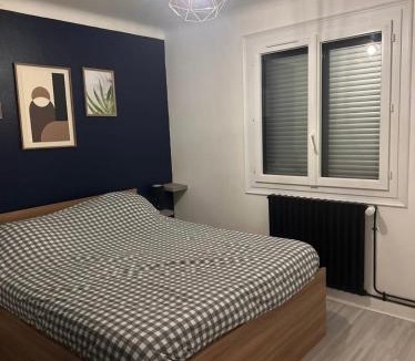 Saint-Laurent-les-Tours House | Alexandre