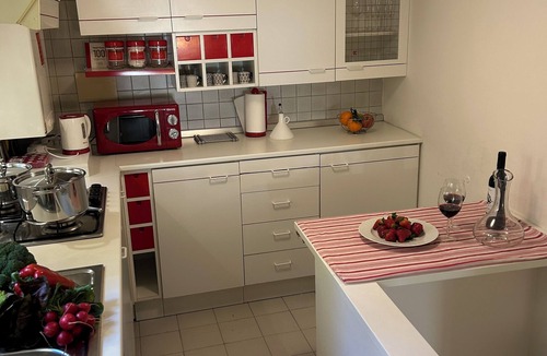 San Lorenzo Apartment | Alfani 75 - The Heart of Florence. Central. In the heart of the historic center.