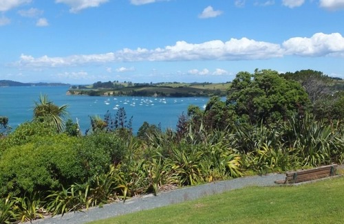 Algies Bay House | Algies Bay holiday home