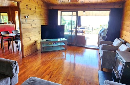 Algies Bay House | Algies Escape