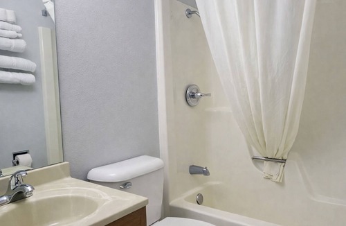 Algona Hotel | ALGONA INN