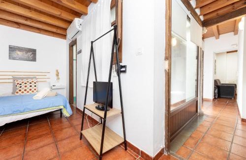 San Pedro Apartment | Alhambra Nest