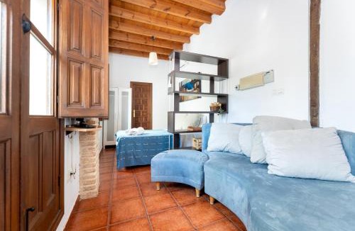 San Pedro Apartment | Alhambra View Nest