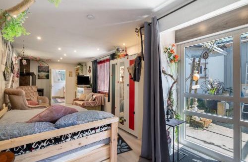 Muhlbach Apartment | Alice im Wunderland