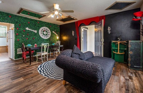 Northeast Neighbors Apartment | Alice- The Wonderland Experience
