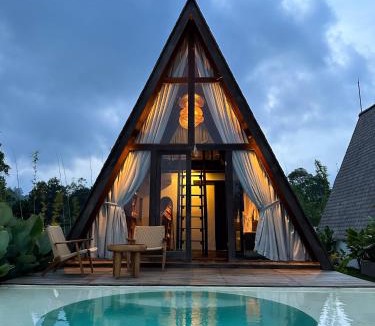 Songan Hotel | Alina pinggan