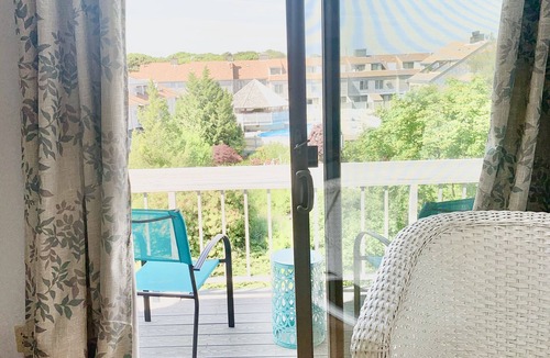 Hyannis House | All Decked Out - Cape Cod. Private beach & heated pool.