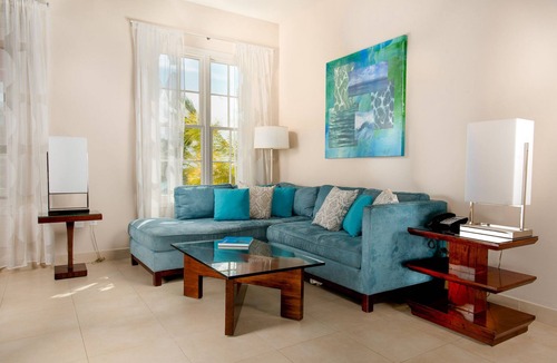 Leeward Settlement Resort | All-Inclusive Escape! Three Oceanfront 1BR, Private Beach, Paddleboarding