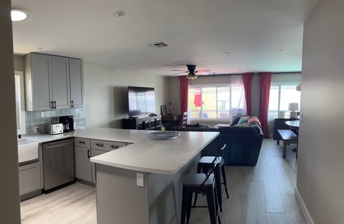 Nice House | ALL INCLUSIVE AMENITIES:Kayak,SUP,Pedal Boat,PingPong,Pickleball,Movie Nt &MORE!