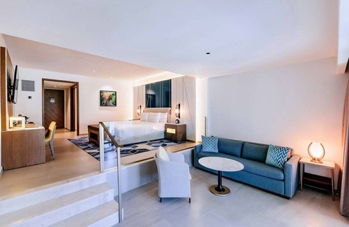 Bavaro Hotel | All-inclusive Experience, Islander Junior King! Hard Rock Punta Cana | 4 Units