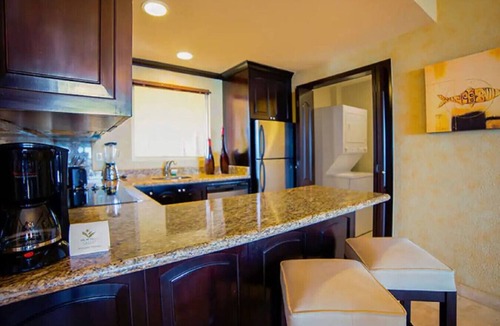 Playa Mujeres Condo | 🌞 All-Inclusive Optional OceanFront Beach Resort Villas 🏖️ ~ 𝕏 @MyBeachSuites