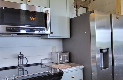 Frenchburg Cottage | All New Firefly Cottage in the Woods Overlooking Red River Gorge Geological area