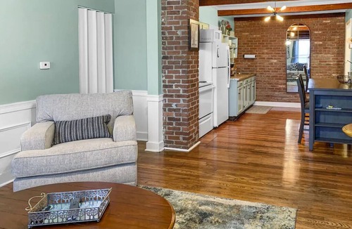 Yalesville Apartment | All New Private and Cozy in great location