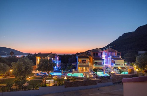 Plataria House | All Saints Villas