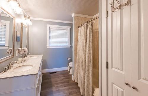 Chickamauga Lake House | All Seasons Resort with Lake Access