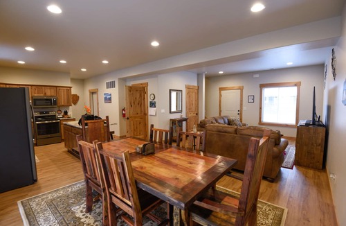 Columbia Falls House | All the comforts of home in the heart of Glacier Country – Montana here we come!