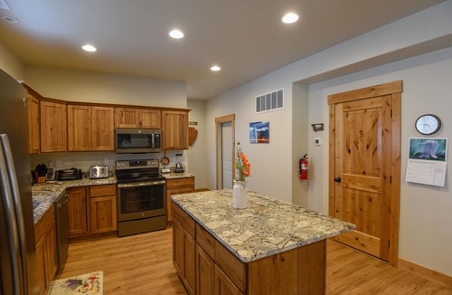Columbia Falls House | All the comforts of home in the heart of Glacier Country – Montana here we come!