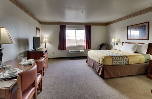 St. Robert Apartment | All Towne Suites