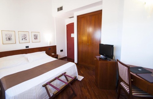 Bazzano Hotel | Alla Rocca Hotel Conference & Restaurant