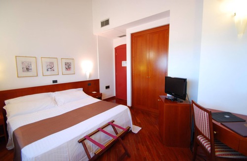 Bazzano Hotel | Alla Rocca Hotel