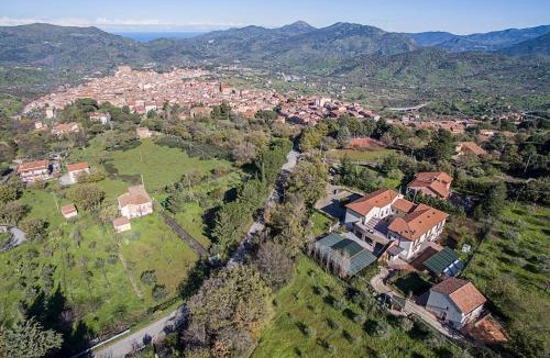 Castelbuono Hotel | Alle Querce Hotel Ristorante